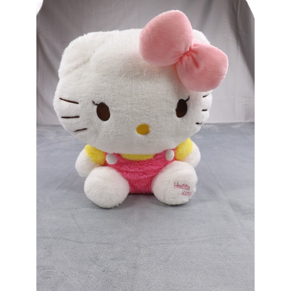 Hello Kitty Plush Backpack Girls/Kids Multi Color‎ Large Zippered Pocket Charm